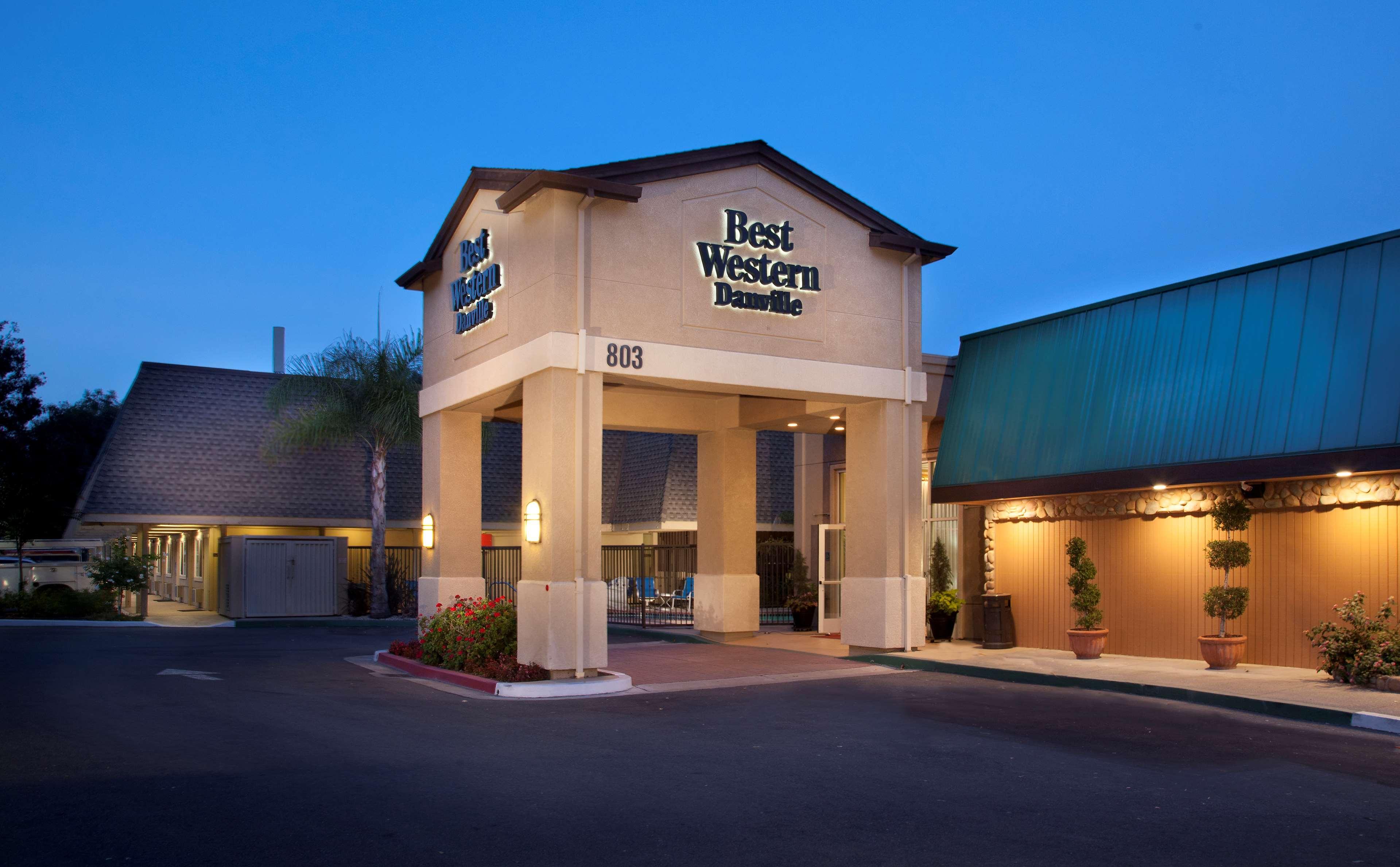 Best Western Danville Sycamore Inn Bagian luar foto