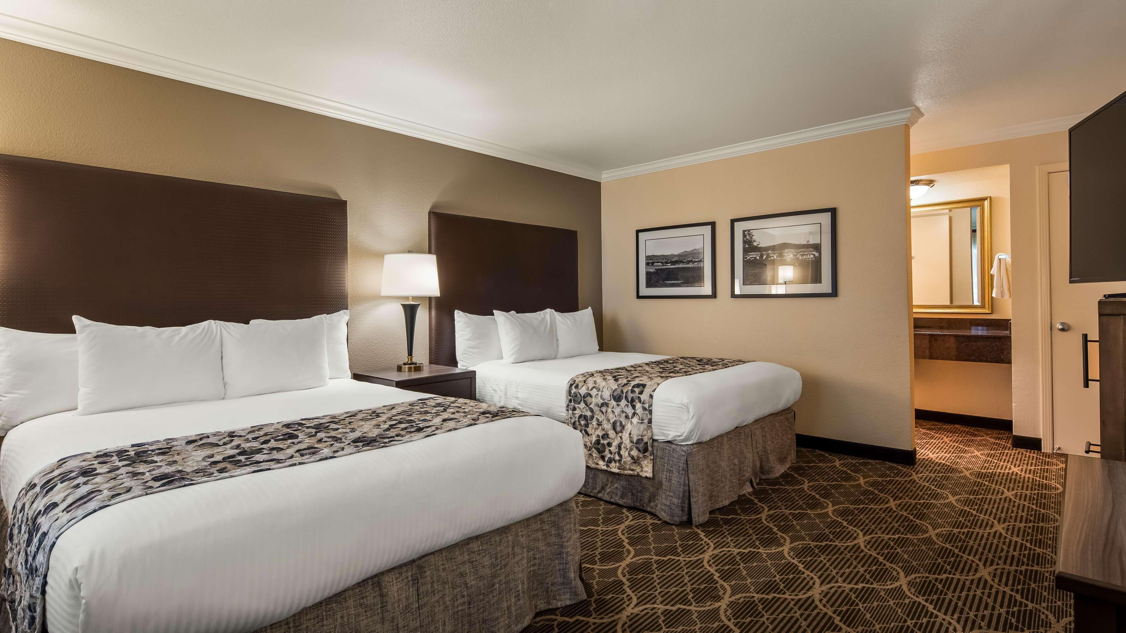 Best Western Danville Sycamore Inn Bagian luar foto