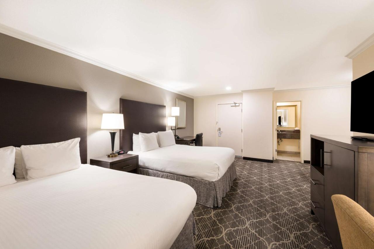 Best Western Danville Sycamore Inn Bagian luar foto