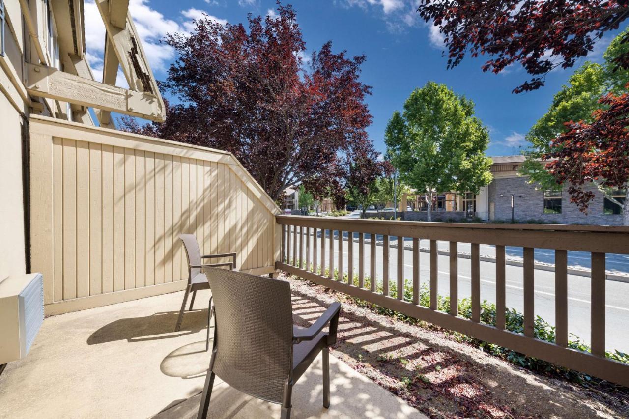Best Western Danville Sycamore Inn Bagian luar foto